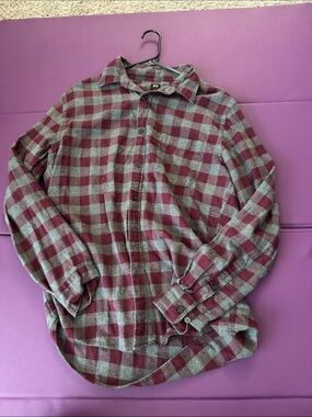 Uniqlo Men's Plaid Button-Down Shirt - Burgundy & Gray